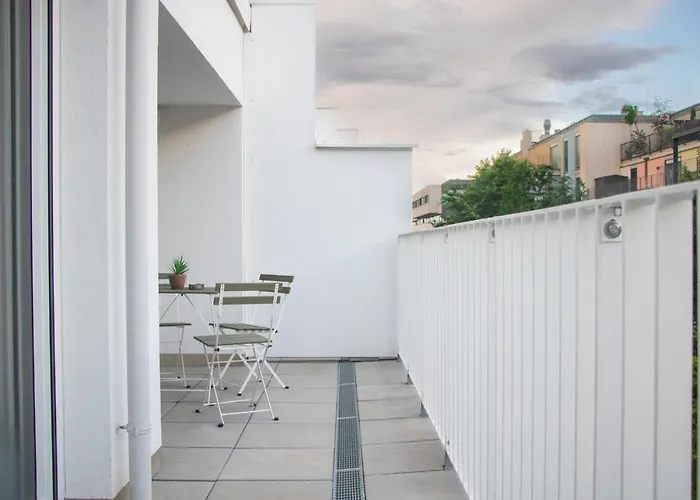 Flat2Go Modern Apartments - Harmony Of City And Nature