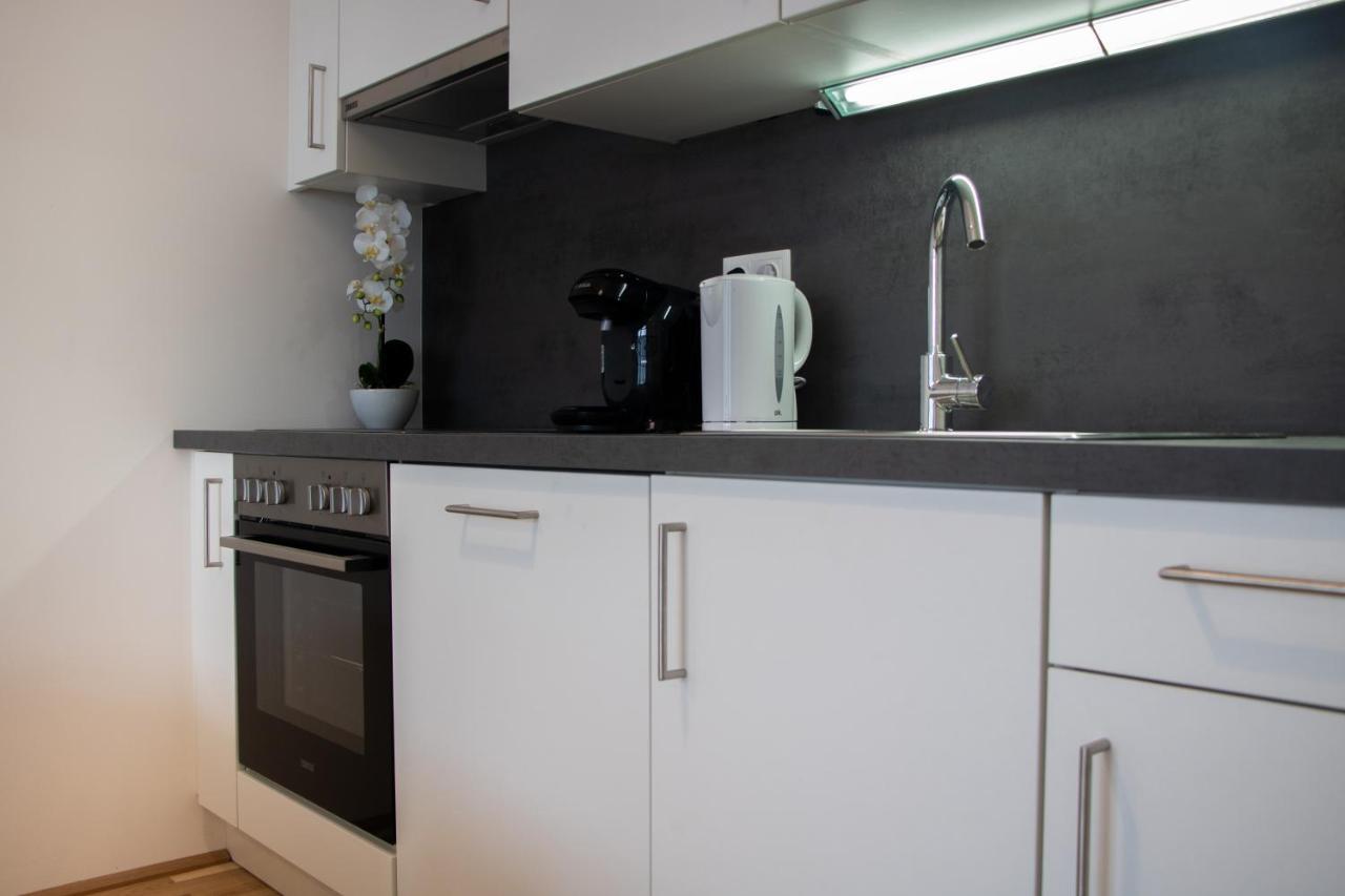Flat2go Modern - Harmony Of And Nature Appartement Wenen